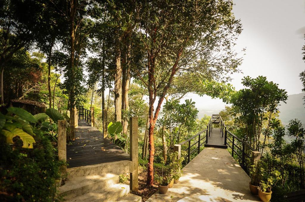 Malihom Private Estate Villa Balik Pulau Exterior photo