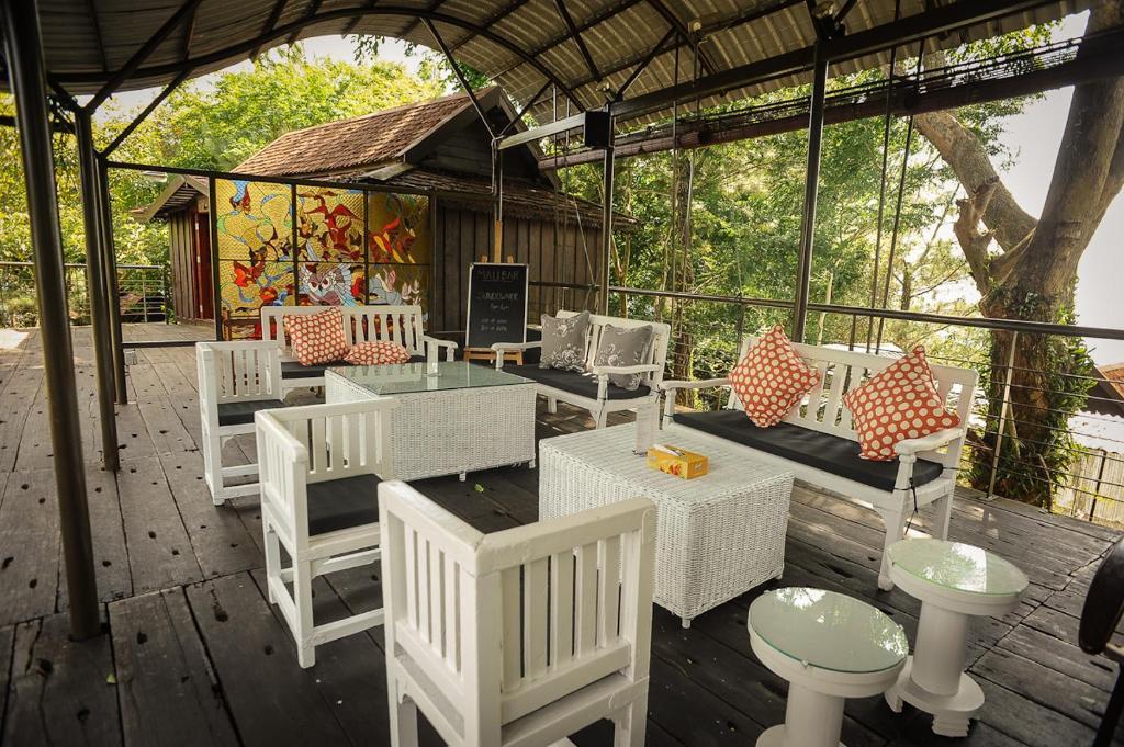 Malihom Private Estate Villa Balik Pulau Exterior photo